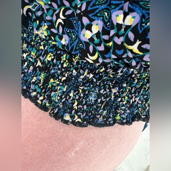 NWT BCBGeneration Floral Crop Top - Picture 13 of 16